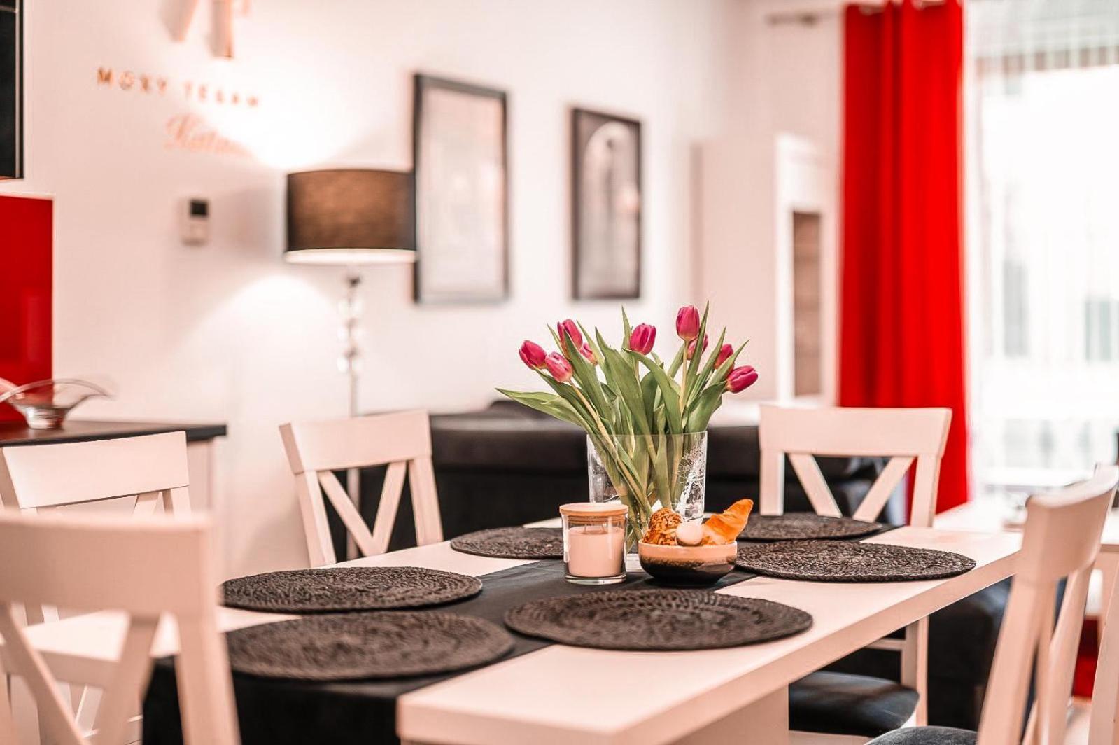 Katania Moxy Te&Am Cracow Appartement Krakau Buitenkant foto